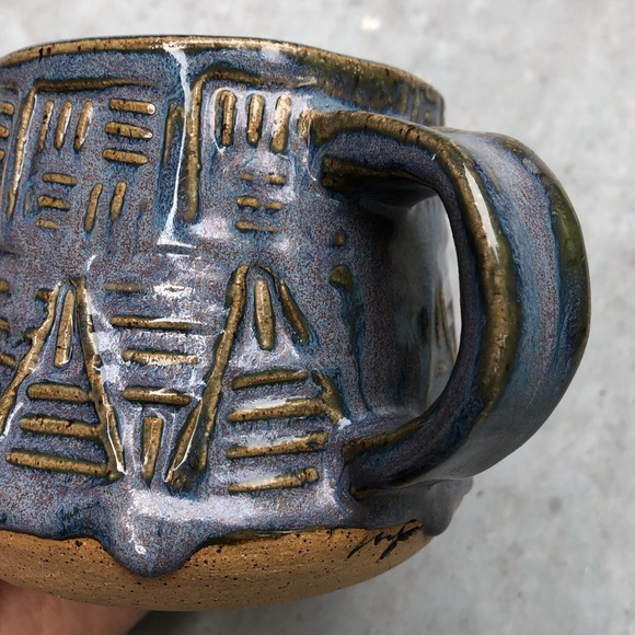 Ceramic Stoneware Mug - Picture 4 of 8